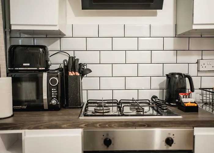 Family-Friendly 1-Bedroom Apartment In London