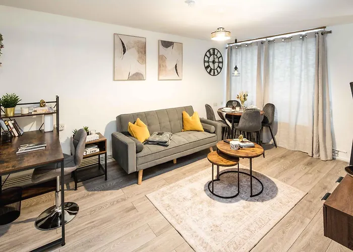 Family-Friendly 1-Bedroom Apartment In London